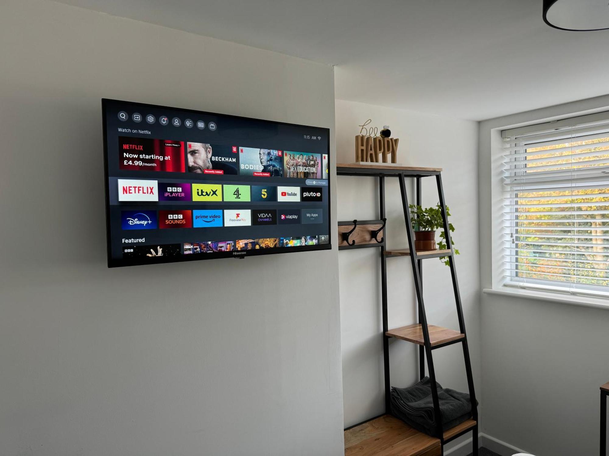 Modern 1 Bed Apartment With Car Parking Bitton Bagian luar foto